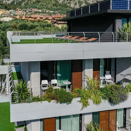 La Fiorita 4* Лімоне-суль-Гарда